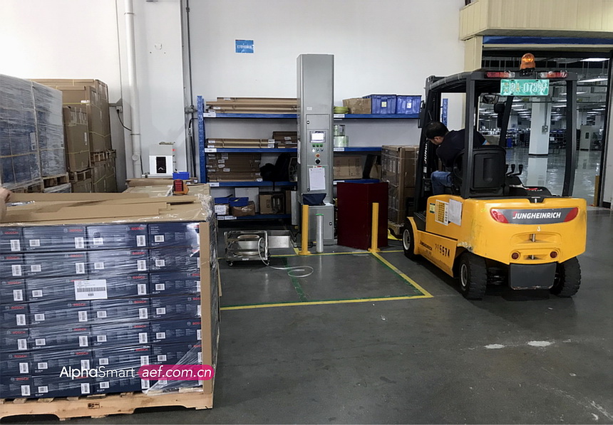 自动上切膜缠绕机案例 自动上切膜缠绕机案例